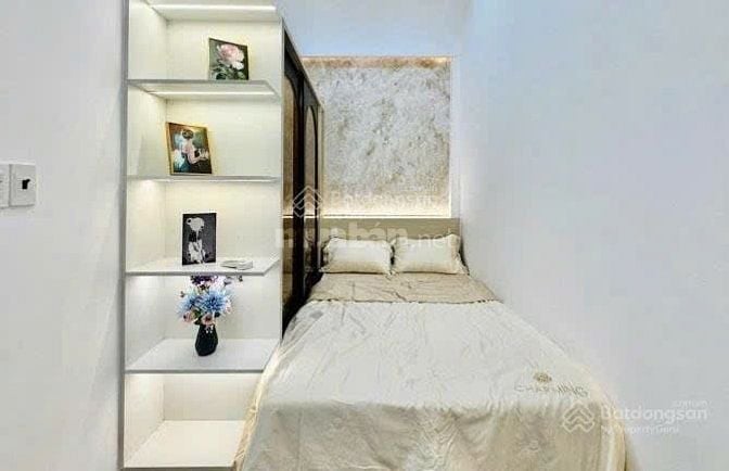 CẦN BÁN ĐƯỜNG LÊ THỊ BẠCH CÁT, P11, QUẬN 11 GIÁ 2 TỶ 750