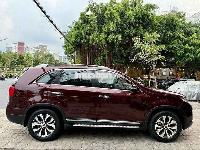 Kia Sorento 2016 2WD 2.4L AT Xăng 7 chổ - 54000 km