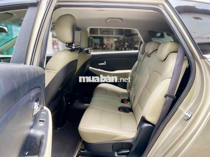🌟🌟🌟 KIA RONDO GAT, Sx 2018, Vàng, Odo 67.000Km🌟🌟🌟