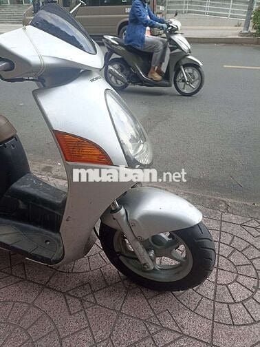Honda @150 chính chủ công chứng liền xe trùm mền