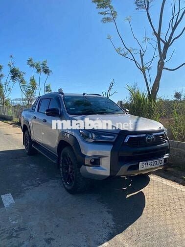 Toyota Hilux 2021 2.8L 4x4 AT - 30000 km