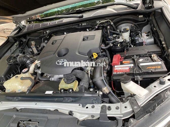 Toyota Hilux 2021 2.8L 4x4 AT - 30000 km