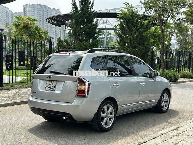 Kia Carens 2011 EX 2.0 MT - 25000 km