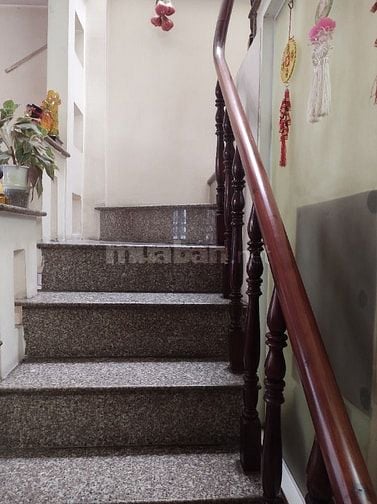 Cần bán nhà trung tâm quận 3 gần chợ trường công viên siêu thị 