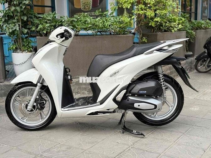 SH125 CBS 2024 mới 99% - Trả trước 40Tr nhận xe ✅