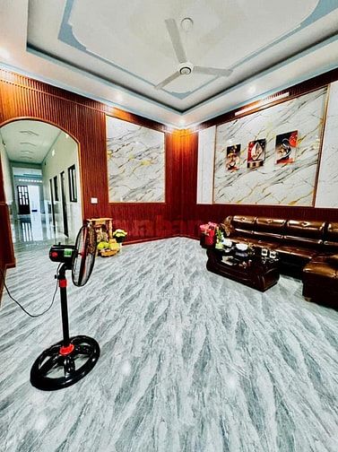 Vỡ nợ bán gấp căn nhà đường Lê Thị Sắc, Củ Chi 100m2 SHR. Giá 650tr