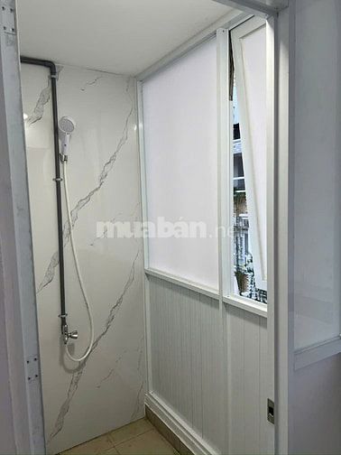Phòng trọ mặt tiền quận 3 ( cư xá Đô Thành)