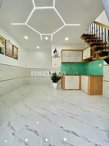 KẸT TIỀN BÁN GẤP CĂN NHÀ QUẬN TÂN PHÚ - NGAY KCN TÂN BÌNH 