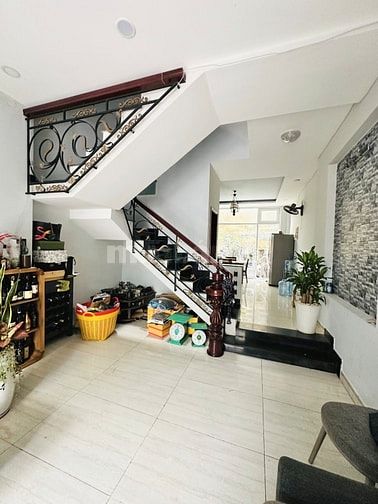 Bán nhà KHU BÀU CÁT - 7C VÔ NHÀ ( 5.3 x 16 ) 4 Tầng , 5PN CHỈ 11 Ỷ