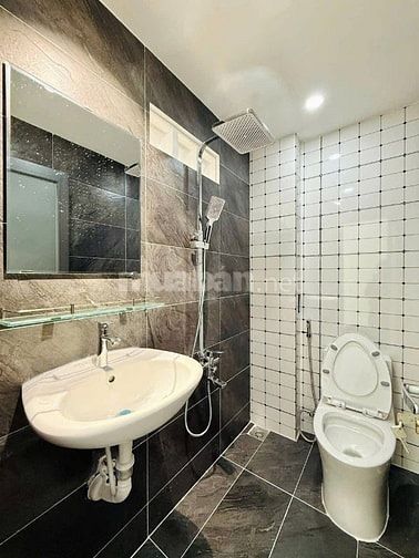 ĐỊNH CƯ ÚC BÁN HẾT TÀI SẢN NHÀ ĐƯỜNG HỒNG BÀNG,QUẬN 5, DT 48m2/3,580tỷ