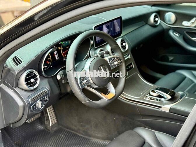 Mercedes Benz C300 AMG FL model 2020 1 chủ