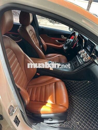Mercedes Benz C Class 2016 C300 AMG - 90000 km
