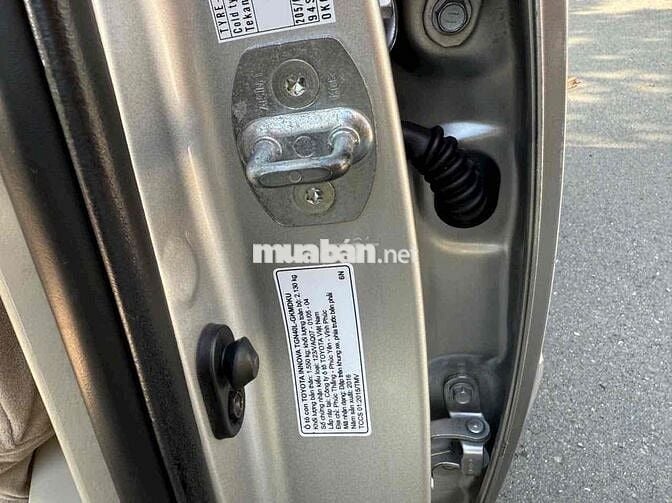 Toyota Innova 2016 - 130000 km