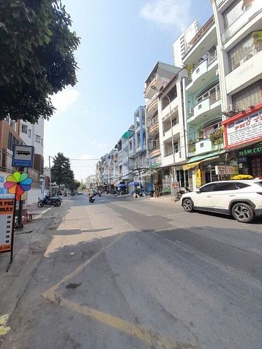 GIẬT MÌNH ! NHÀ TRẦN VĂN KIỂU P10 Q6 - ĐỐI DIỆN CC (4X18) CHỈ 13,5 TỶ