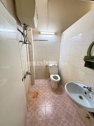 Bán nhà 124/9 Trương Công Định, P.14, Q.Tân Bình, ngay khu Bàu Cát