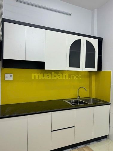 3x10, nhà 1 lầu đúc. Hẻm thông đường T8. P Tây Thạnh