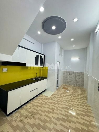 3x10, nhà 1 lầu đúc. Hẻm thông đường T8. P Tây Thạnh