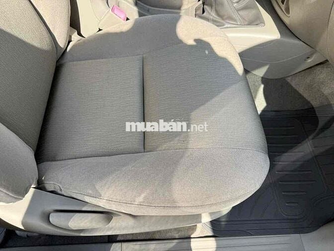 Toyota Innova 2016 - 130000 km