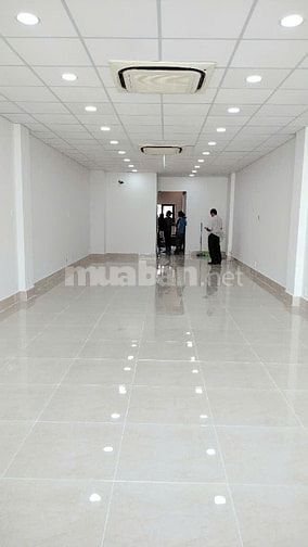 Cho thuê MT 7 lầu có hầm để xe, thang máy