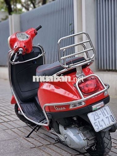 Siêu hiếm: Vespa LT 3vie 2015