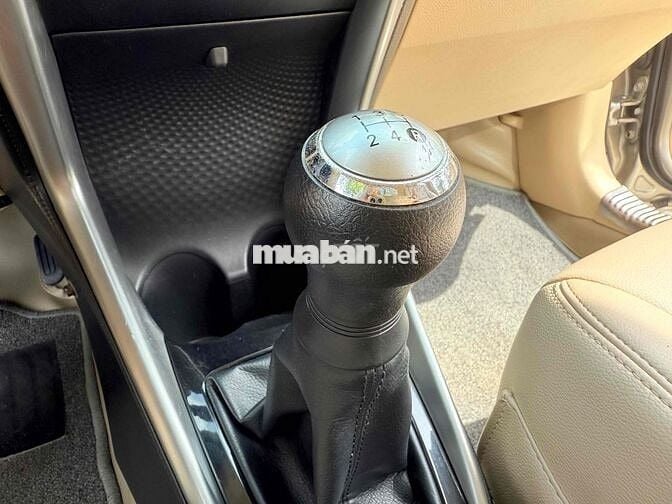Toyota Vios 2019 1.5E số sàn xe gia đình chuẩn rin