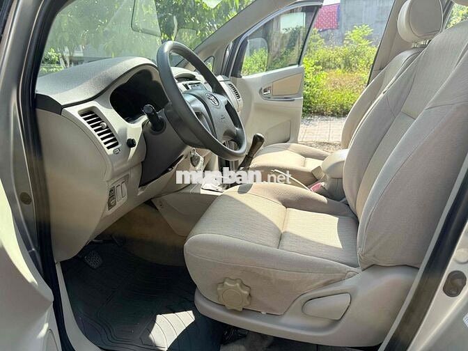 Toyota Innova 2016 2.0E 1 chủ chuẩn gia đình