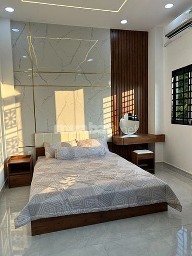 Siêu phẩm nhà 2 tầng 85m2, hẻm xe tải ,Nguyễn Duy Trính - Q9