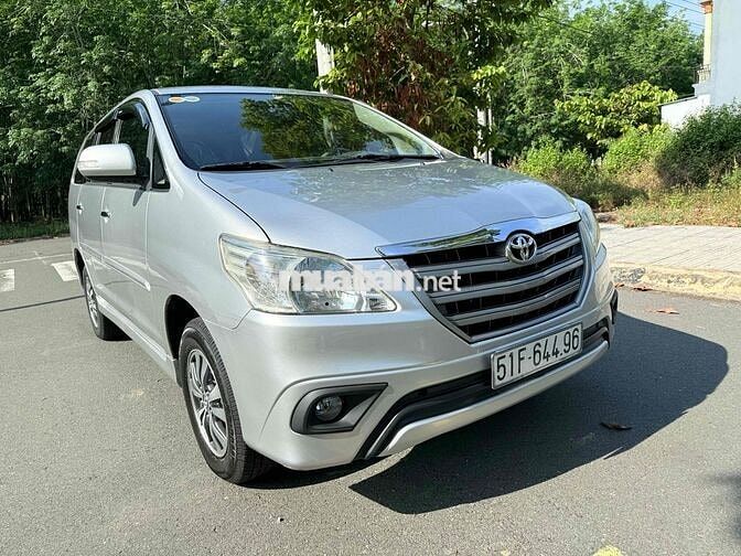 Toyota Innova 2016 2.0E 1 chủ chuẩn gia đình