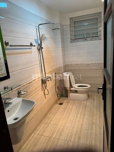 Nhà phân lô BCA ô tô vào nhà Láng, DT40m2 xây 5T giá 12.2