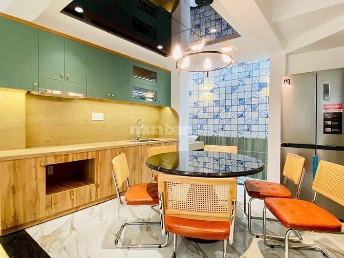 SIÊU PHẨM NHÀ TẠI LÊ VĂN LINH, P12, QUẬN 4 GIÁ 3,270 TỶ| DT 46m2