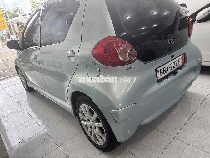 Toyota Aygo 2007 1.0 AT - 142102 km