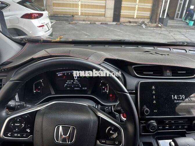 Honda CR V 2022 L - Đăng ký  2023. Xe đi 26.000km