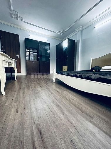 Bán nhà 5 Tầng ngay ngã tư Ba Tháng Hai - Sư Vạn Hạnh Quận 10