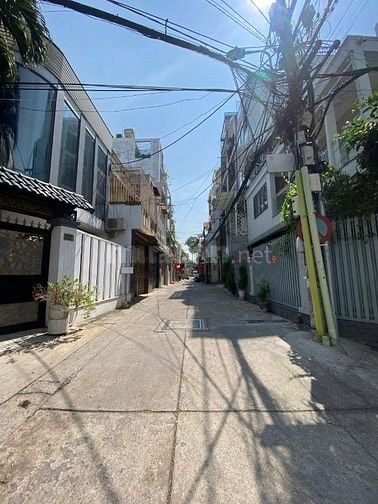 Cần bán nhà đường 257/5 Lý Thường Kiệt. DT: 4m x 16m, 2 tầng hẻm 6m 