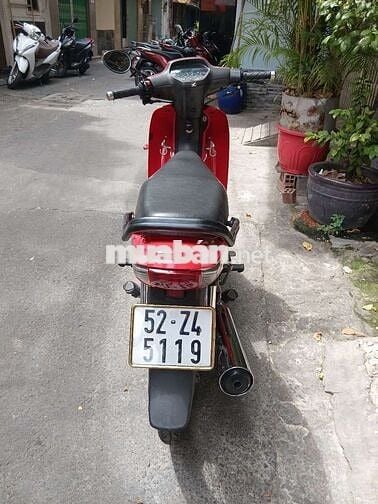 Cần bán Honda Wave A 2004 màu đỏ