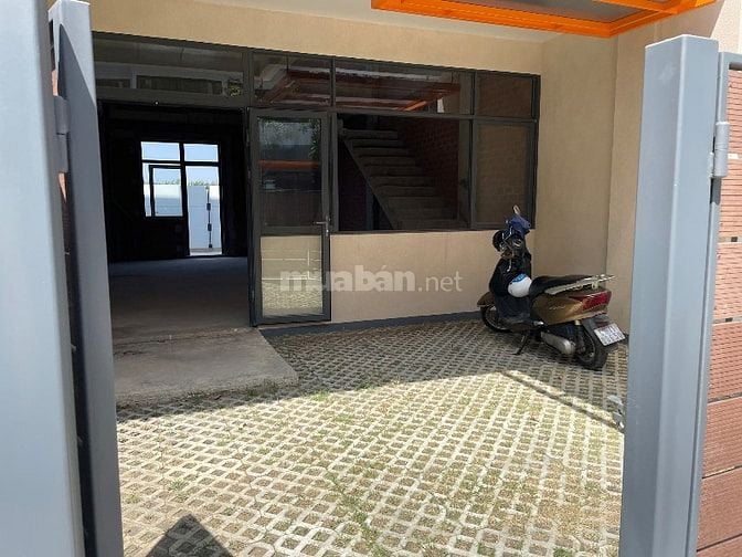 Chính chủ bán nhà phố Elite Life 80,25m2, 1T2L, nhà thô, giá 3,8 tỷ,TL