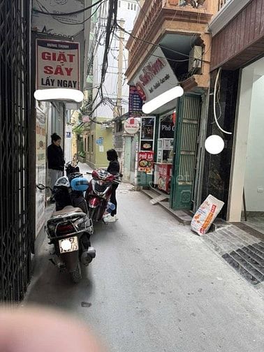 Mặt ngõ kinh doanh đường Láng DT54m2 xây 5T MT4m giá 13.6 tỷ