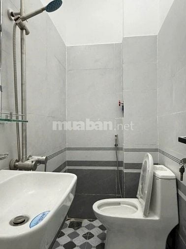 💥4.3 tỷ -Nhà Q12-Trung mỹ tây-3 tầng- hẻm xe tải thông- sổ vuông đẹp.