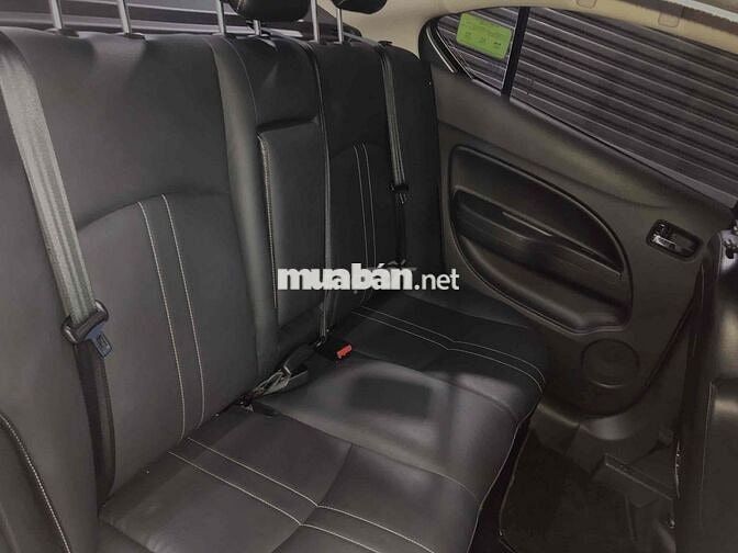 Mitsubishi Attrage 2021 1.2L CVT Premium - 4v klm