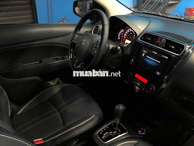 Mitsubishi Attrage 2021 1.2L CVT Premium - 4v klm