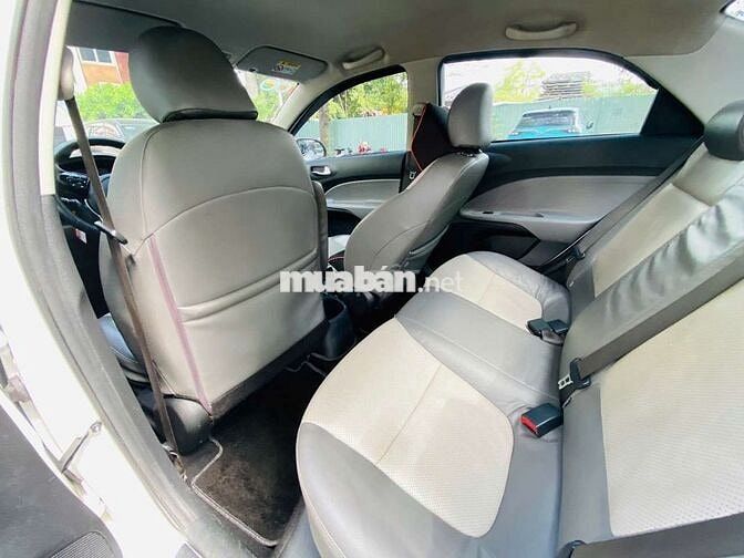 Kia Soluto 2020 -