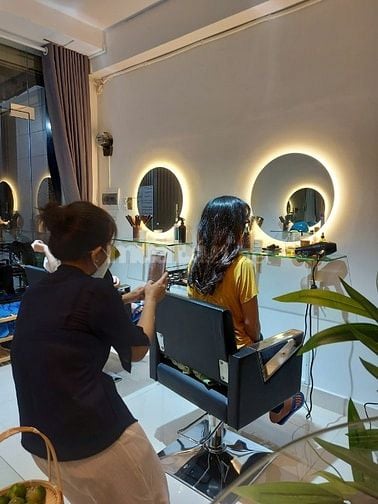 Spa cần tuyển kỹ thuật viên gội đầu dưỡng sinh
