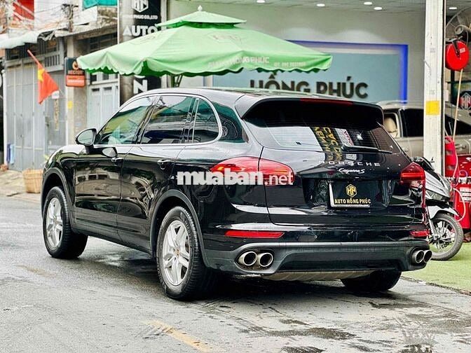 Porsche Cayenne bản S Model 2016