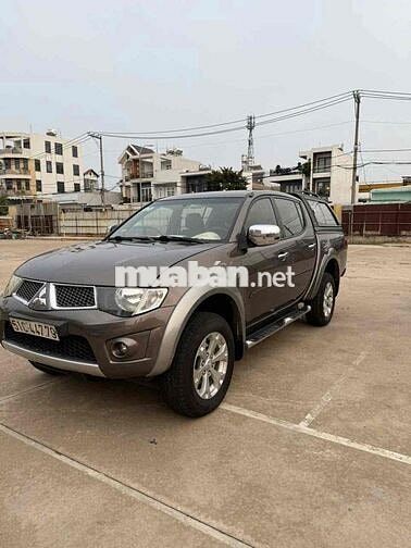 Mitsubishi Triton 2014 2 cầu