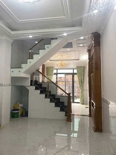 Bán nhà sổ hồng riêng, đường Phan Văn Hớn, Hóc Môn, TPHCM