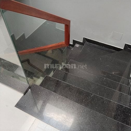 Chính chủ cần Bán nhà 3 tầng đường 7m5 khu đô thị phước lý