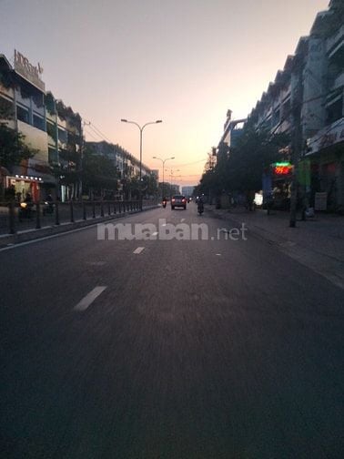 Trưởng phòng, quản lý kinh doanh 