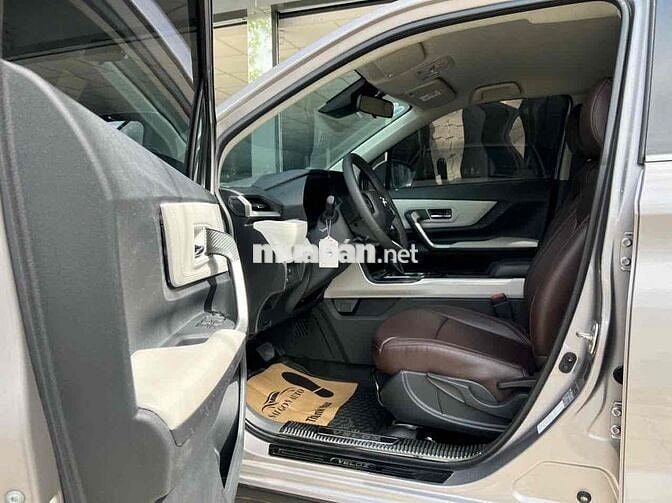 Toyota Veloz Cross 2022 CVT Top - 44000 km