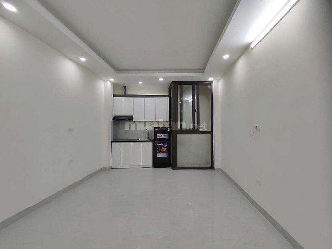 🌟 CĂN NHÀ MẶT NGÕ LẠC LONG QUÂN, QUẬN CẦU GIẤY,Ô TÔ ĐỖ TẬN CỬA,DIỆN T