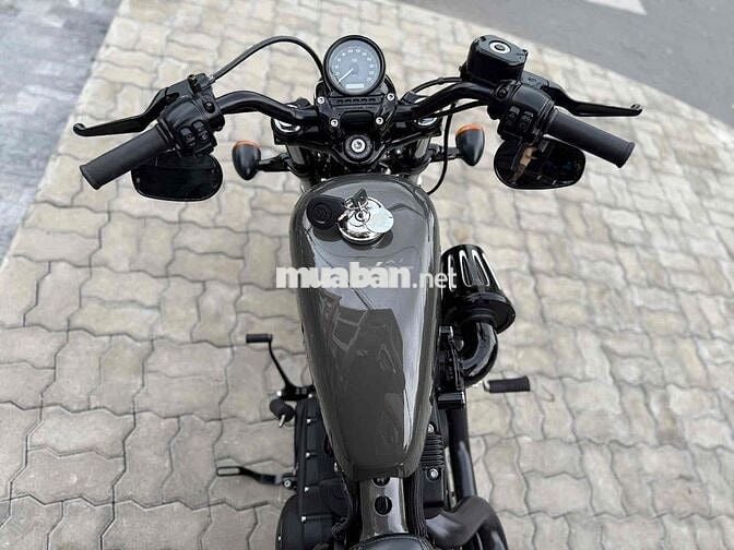 HARLEY DAVIDSON 48